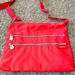 Baggallini shoulder bag!